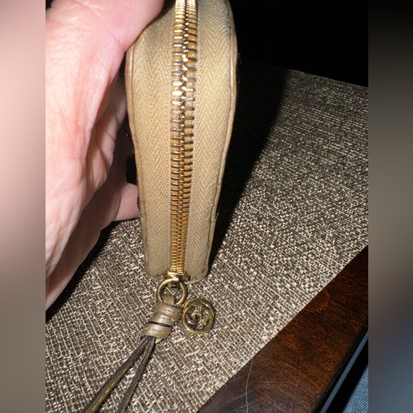 Gorgeous Guccissima Zip Wallet - Picture 3 of 14